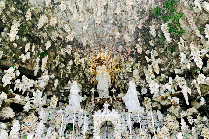 Ave Maria Grotto