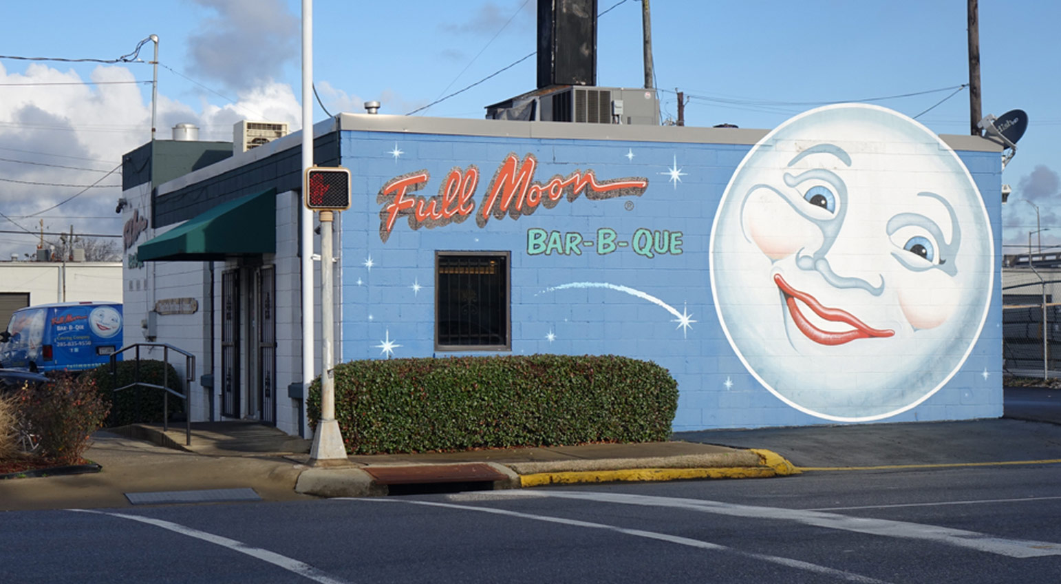 Full Moon Bar-B-Que – Southside